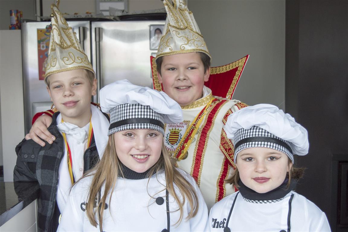 2015-kinderstoet-zaterdag-12-2